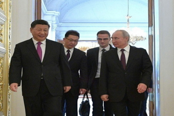 UH-Oh: China’s Xi Jinping Arrives in Moscow for State Visit, Putin Talks